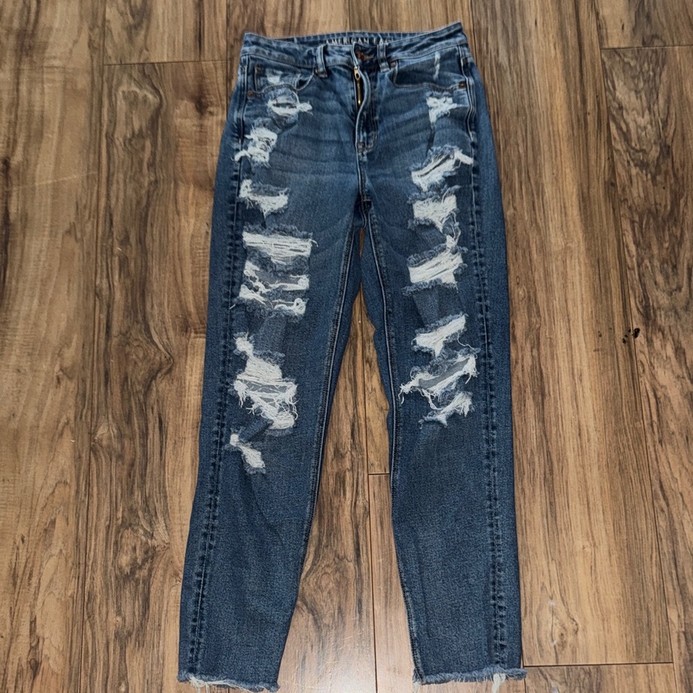 American Eagle Outfitters Distressed‎ mom Jeans - Dark Blue